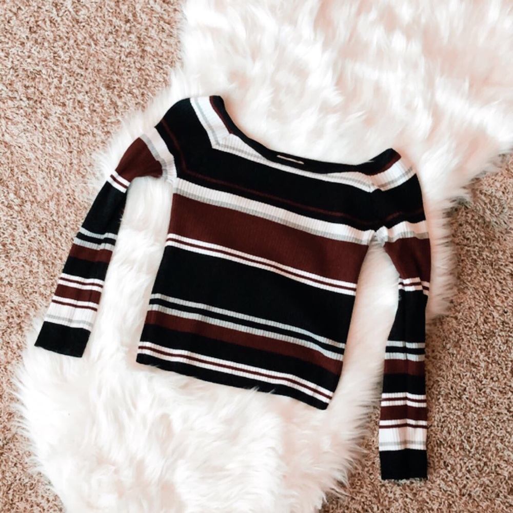Ribbed Off-The-Shoulder Crop Top